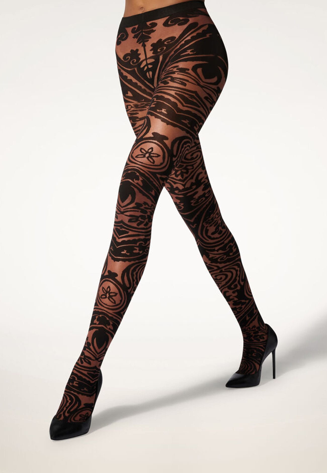 Wolford ウォルフォード　トップス　レギンス　セット Wolford ウォルフォード トップス レギンス セット - メルカリ