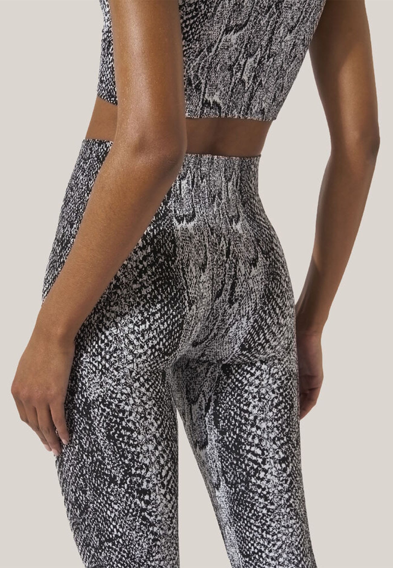 パンツ Wolford 17662 Leggings SEAMLESS PYTHON LEGGINGS/レギンス/17662｜Leggings｜Wolford